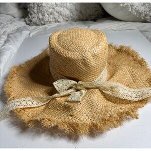 Natural Raffia Wide-Brim Sun Hat With Lace Tie & Frayed Edge